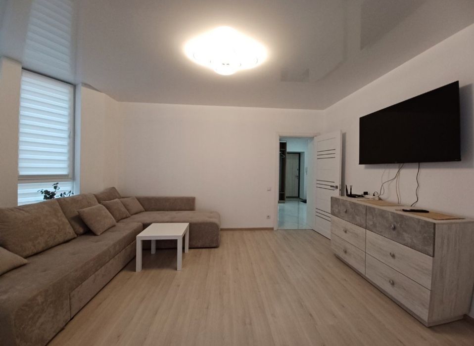 Здається простора 2х км квартира!!!