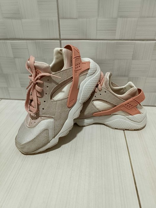 Кроссовки Женские Nike Air Huarache размер 41