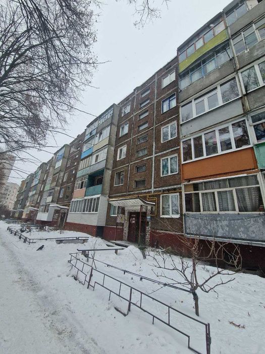 3 кімнатна квартира на вул. Льотна