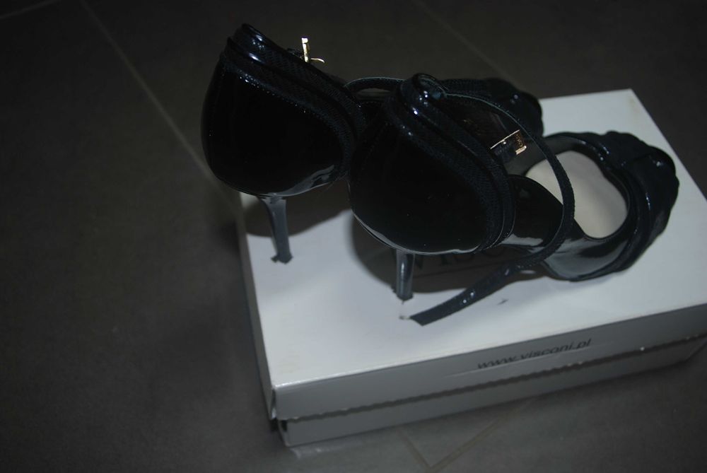 Szpilki Visconi r. 40