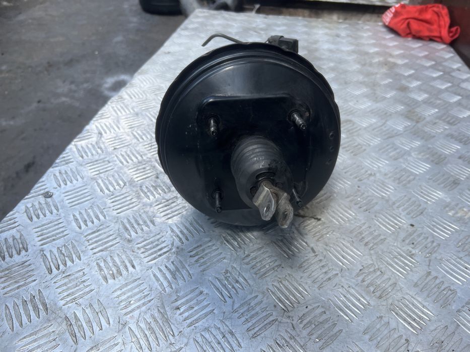 Ваккумный усилитель главный Toyota Isis Platana 2006