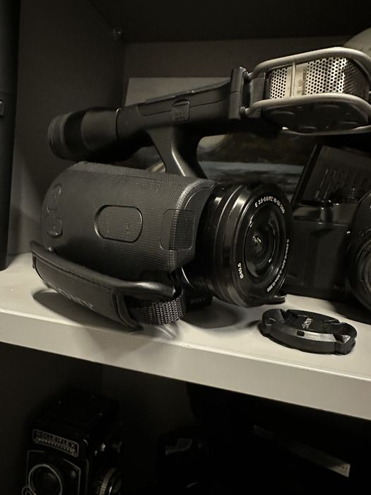 Sony nex vg10 з обʼєктивом 16-50. Стан 5