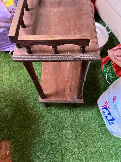 Mesa de apoio em madeira