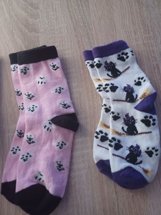 Nowe skarpetki dziewczęce 27-30
