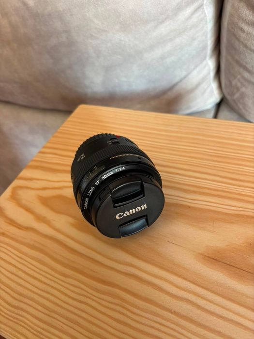 Canon M50 Mark II + lente kit 14-45 + lente 50 1.4