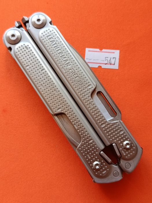 Мультитул Leatherman Free P2