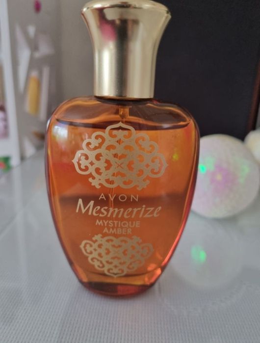 Perfumy Mesmerize Avon