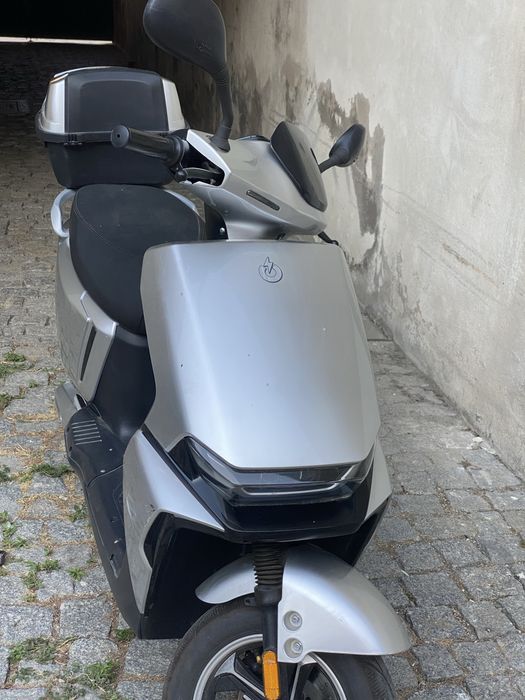 Vendo moto eletrica