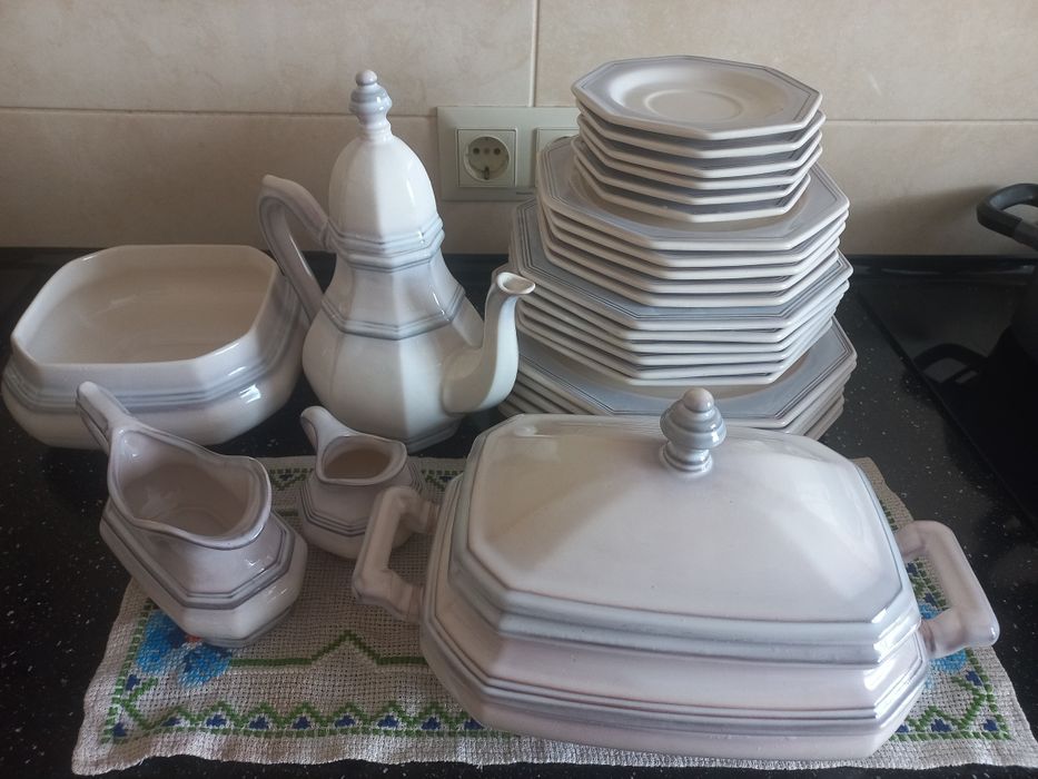 Столовий сервіз Leonardo