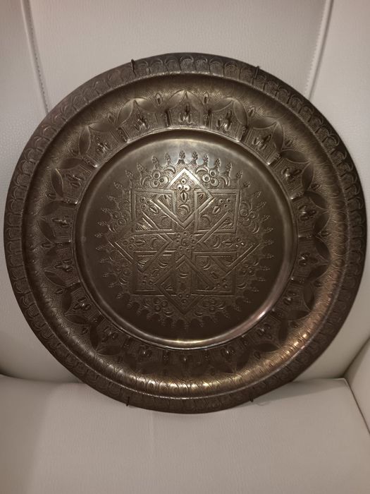 Prato decorativo metálico estilo marroquino para parede