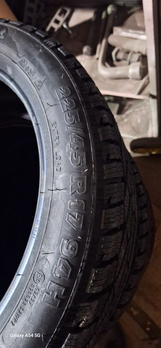 Opony zimowe nowe 225/45/17 25rok