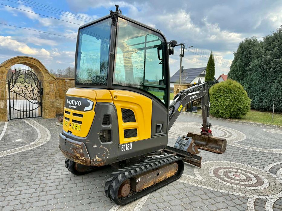 Minikoparka Volvo EC20D *2017ROK, 1800MTG*