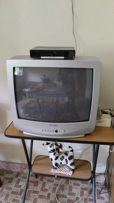 Samsung Television in Perfect Working Condition64584477621377120