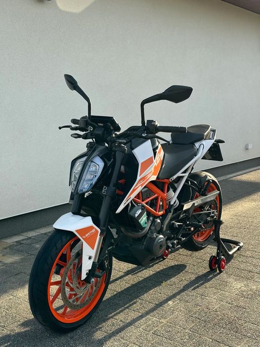 KTM Duke 390 KTM DUKE 390/125 KAT B!!! Bezwypadkowy, niski przebieg