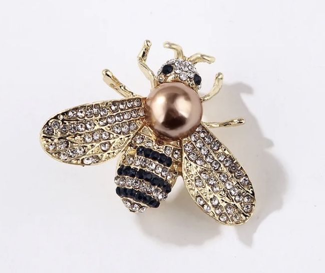Broszka pszczoła bee elegancka perła cyrkonie kryształki