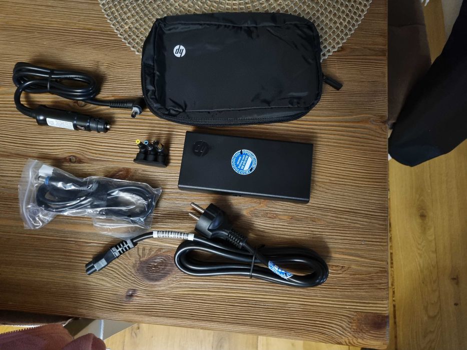 HP Zasilacz 90 W Slim Combo z USB samochodowy nowy oryginalny bluepin