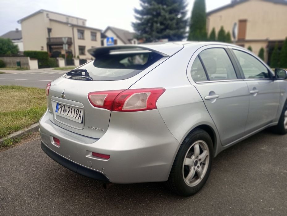 Mitsubishi Lancer 1.6 16v  2010r niski przebieg 181tys