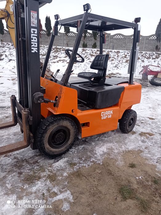 Wózek widłowy Clark