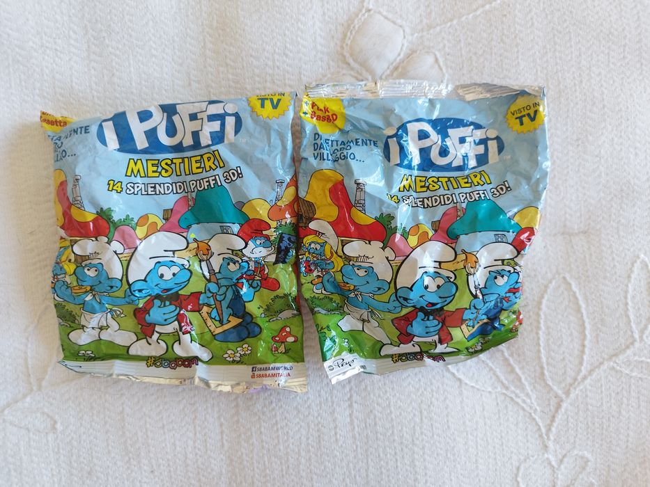 conjunto de dois Smurfs estrumpfes