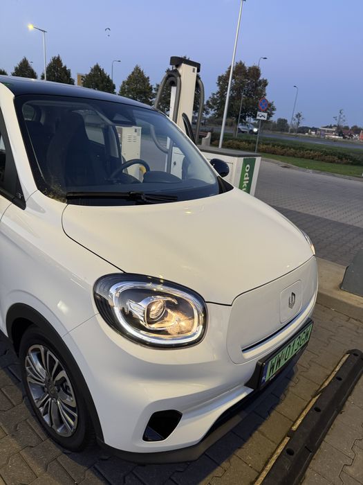EV, samochod elektryczny, wynajem, od 55 zł/dziennie