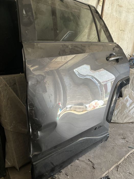 Дверь Рав4 под ремонт всборе