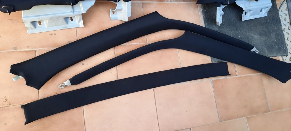 Pilares Forrados de preto