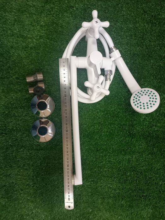 СУПЕР ПРЕДЛОЖЕНИЕ!Смеситель/змішувач/кран для ванны  пластиковый белый