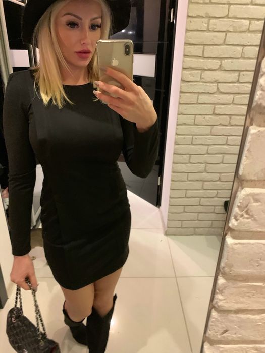 Sukienka czarna mini midi elegancka długi rękaw jak Just Unique L