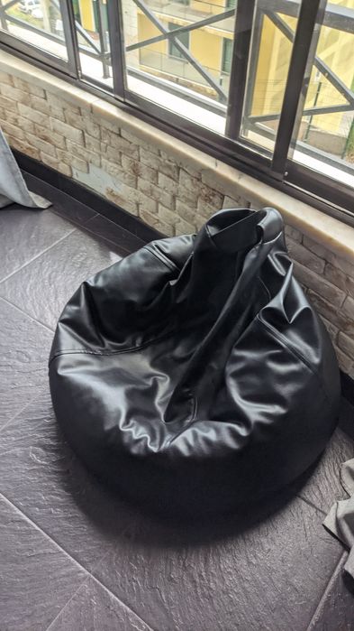 Pufe pele preto como novo