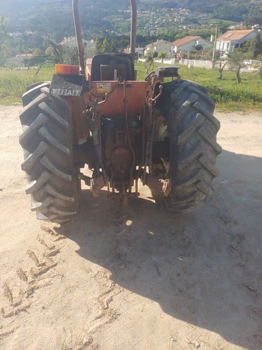 Trator fiat 55-66 vinhateiro