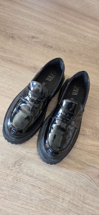 Buty mokasyny dziewczęce Zara roz.35