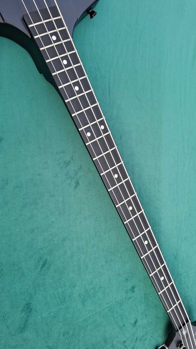 Gitara Basowa -Harley Benton Thunderbird TB-70 SBK Deluxe Series