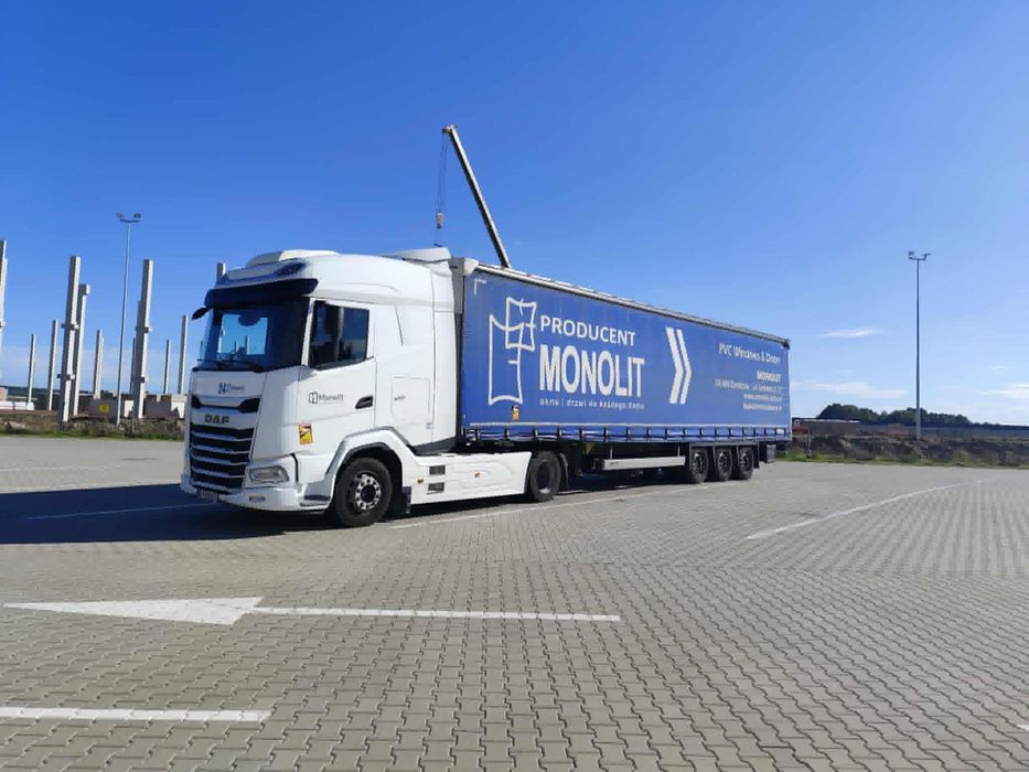DAF XG 480  DAF XG 480 low deck, cały skład