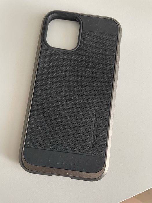 Spigen nowe etui case czarne iphone