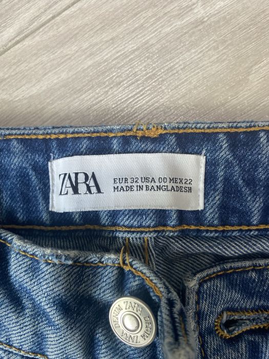 Продаж джинс МОМ Fit