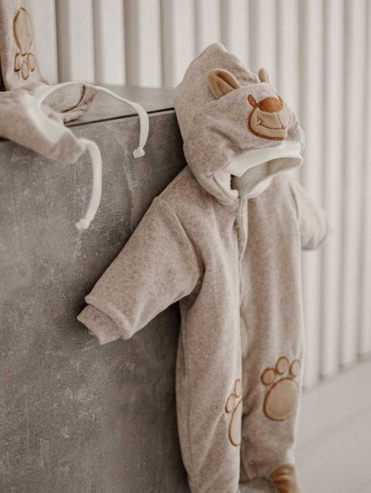 Комбінезон дитячий утепленний з шапочкою