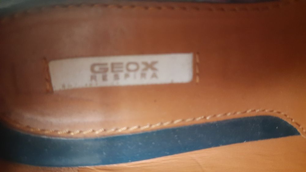Półbuty Geox rozmiar 39