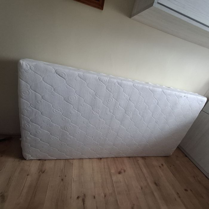 Materac  180×90×20