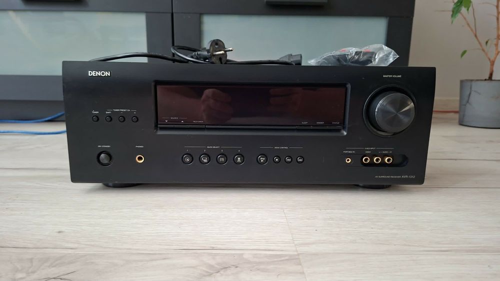 Amplituner 5.1 Denon AVR-1312 + nowy pilot RC-1149. Stan BDB, 100% sprawny