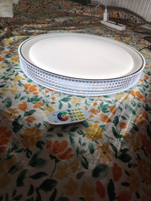 Lampa sufitowa LED