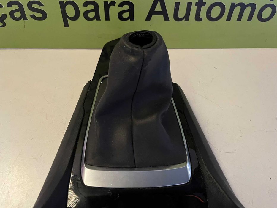 Peugeot 308 II - Consola Plastico Fole Punho Mudanças - Z554