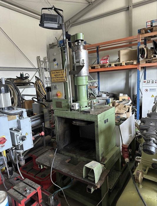 Prasa hydrauliczna ramowa