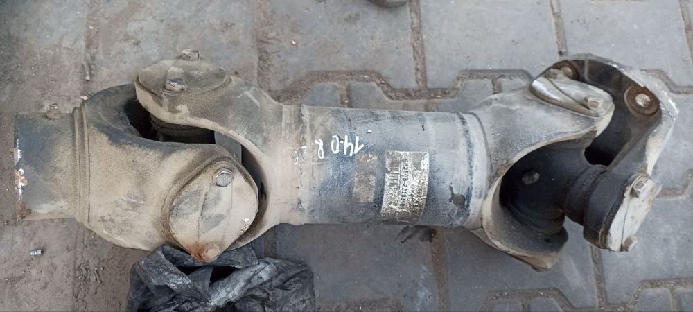 вал карданный МАЗ вездеход 642505-2218010 L=616.5 мм