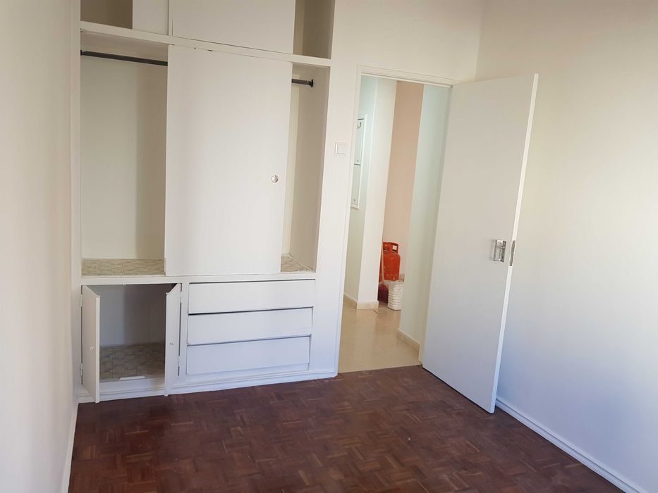Apartamento t1 venteira junto ao metro