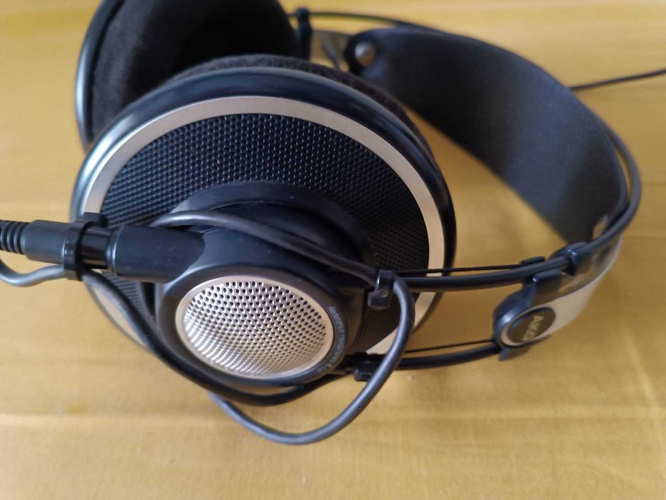 Headphones AKG -K 702 . Excelente Estado