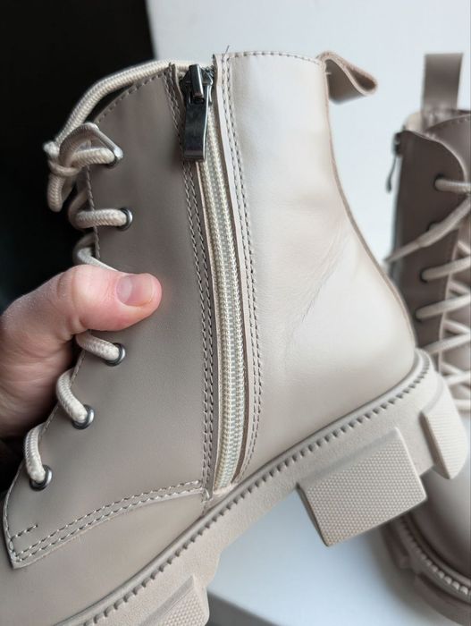 Нові зимові черевики / чоботи 35-36 розмір