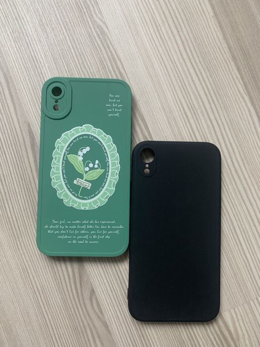 Чехлы на iPhone XR и 11