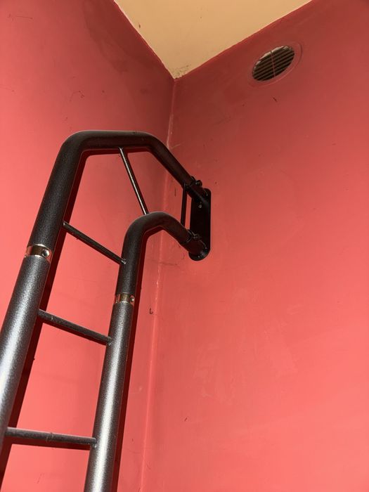 Regulowana pólka Regaly