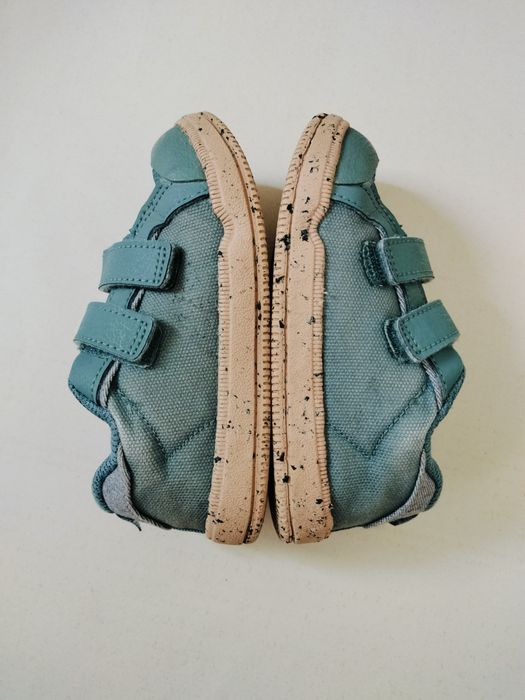 Ténis sapatilhas Decathlon tamanho 23