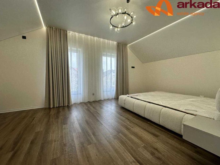 Продам готовий будинок з ремонтом в Крихівцях. До центру 7 хвилин.